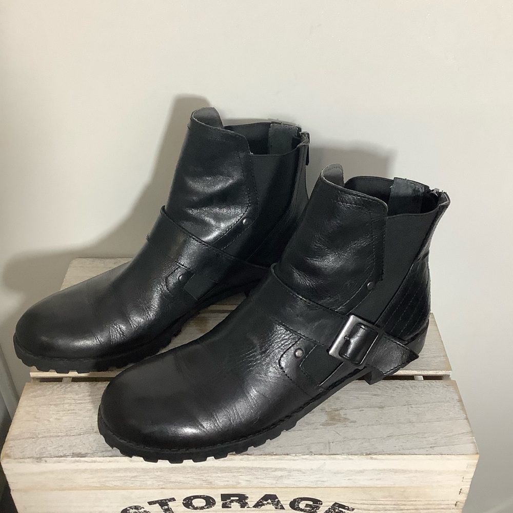 Adrienne Vittadini Leather Donnie Moto Boot